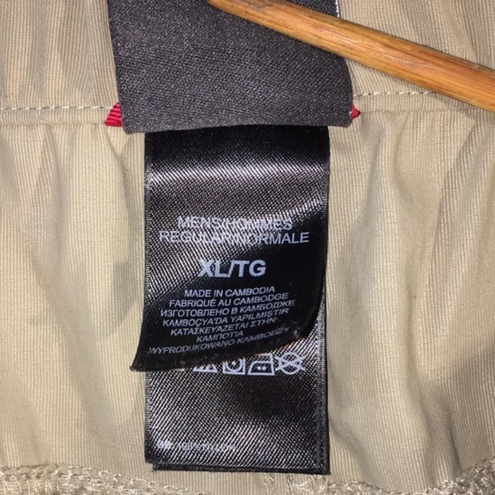 The North Face Men’s Tan Cargo Pants XL